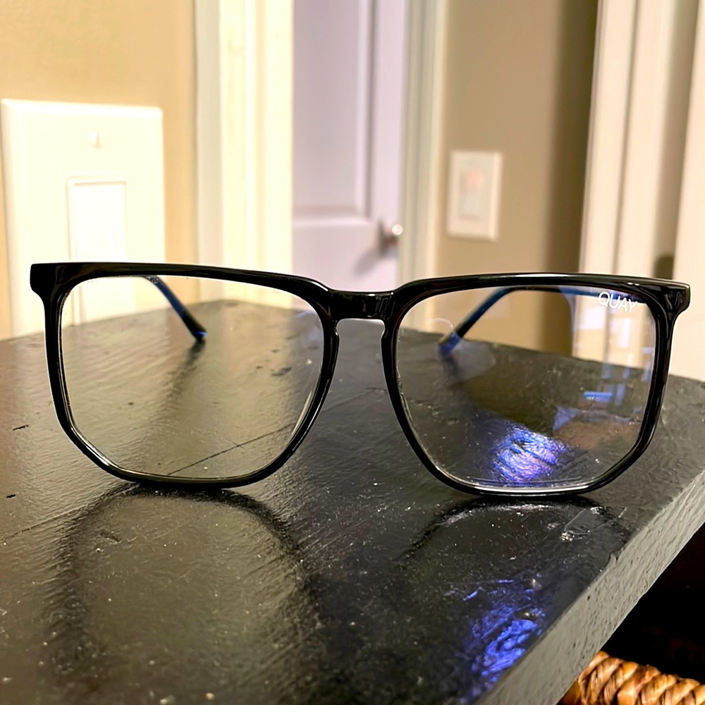 Quay Stranger Blue Light Black glasses